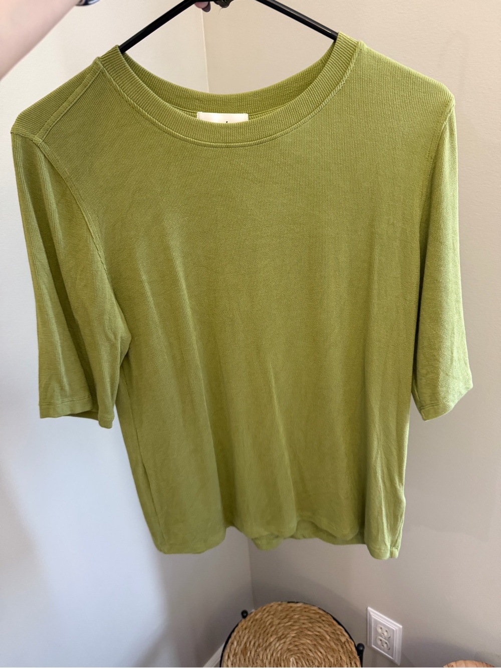 BE COOL Olive Green Short Sleeve Crewneck Tee
